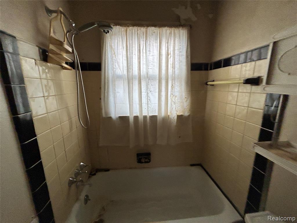 12219 Stout Street, Detroit, MI 48228 — Photo 29