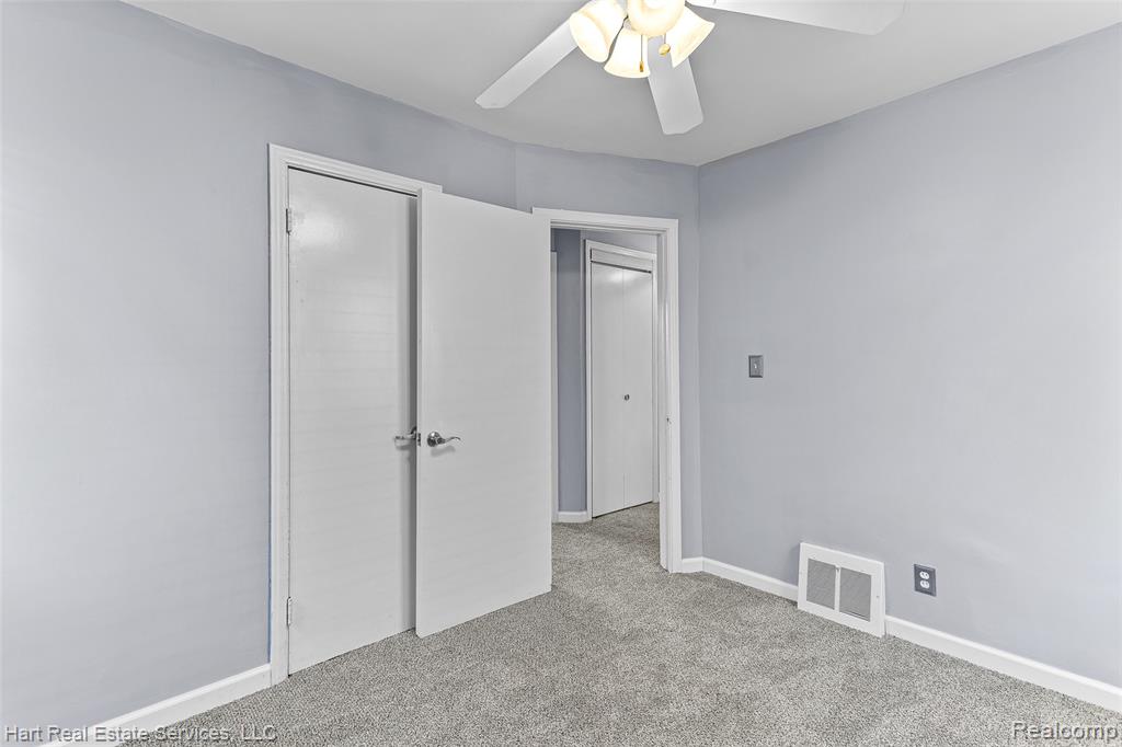 615 Garfield Avenue, Lincoln Park, MI 48146 — Photo 14