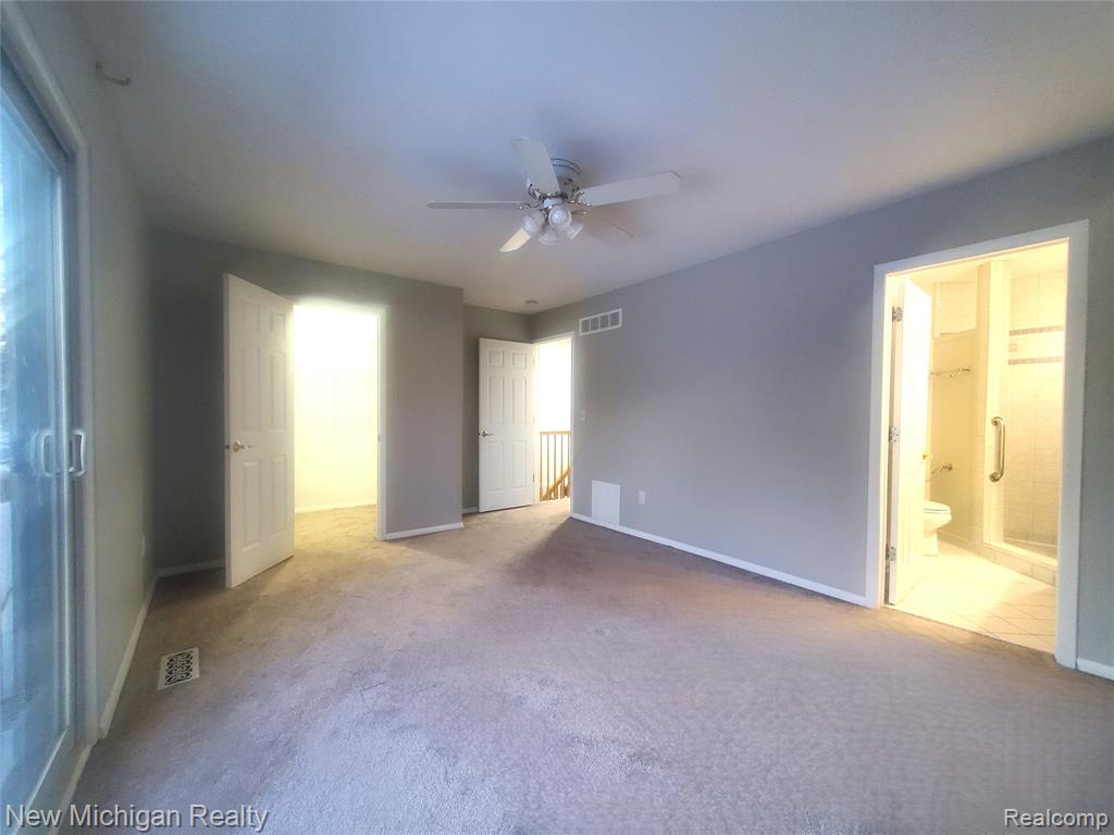 673 Oakbrook W, Rochester Hills, MI 48307 — Photo 20
