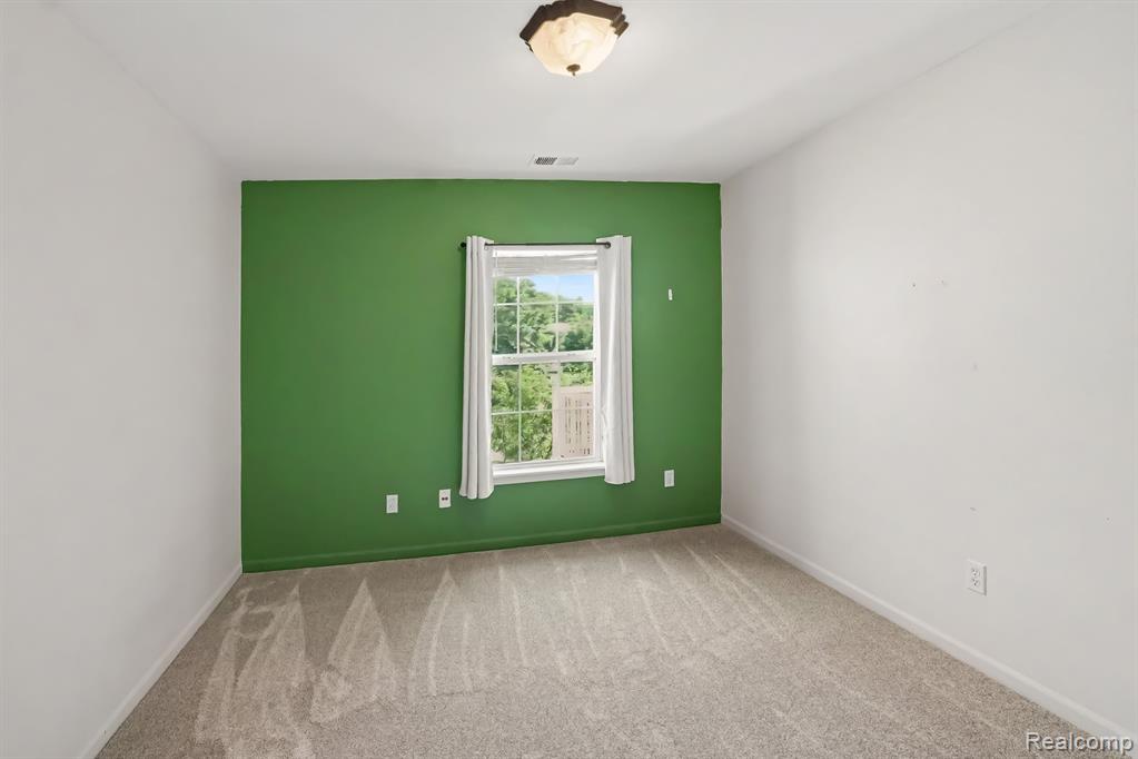 518 Olde English Circle, Howell, MI 48855 — Photo 13