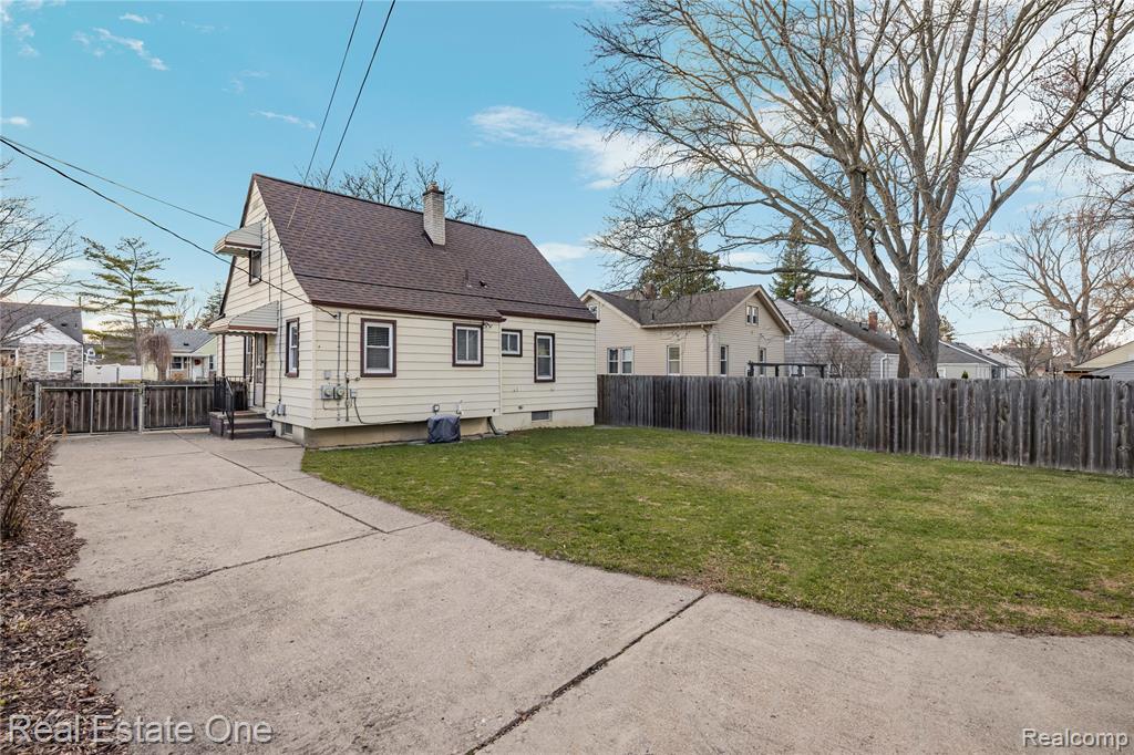 2654 Royal Avenue, Berkley, MI 48072 — Photo 36