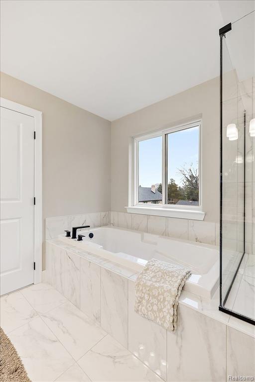 50896 MISTWOOD Drive, Macomb, MI 48042 — Photo 69