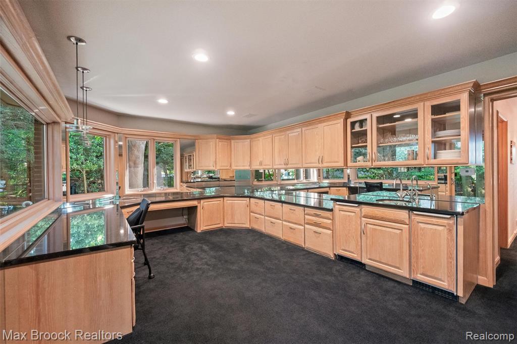 3333 W Shore Drive, Orchard Lake Village, MI 48324 — Photo 71