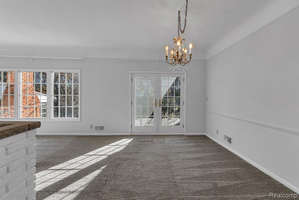 4265 Pine Tree Trail, Bloomfield Hills, MI 48302 — Photo 14
