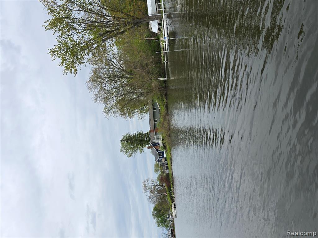 9114 Pontiac Lake Road, White Lake, MI — Photo 22