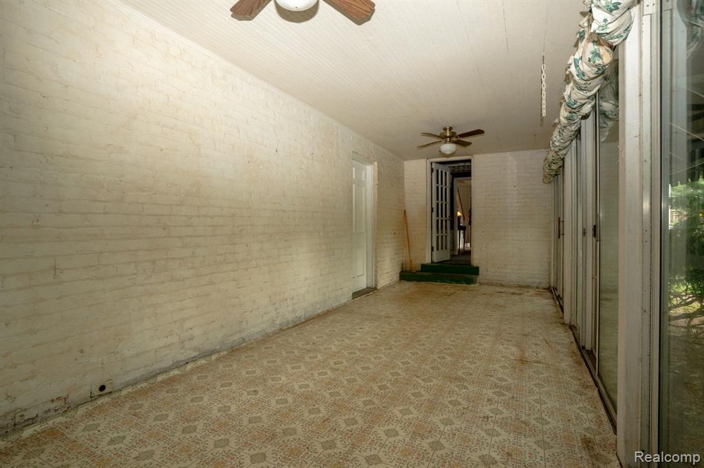 26120 Hendrie Boulevard, Huntington Woods, MI — Photo 13