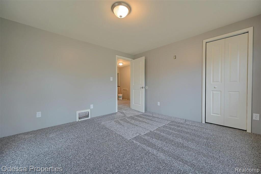 6294 SWARTOUT Road, Clay, MI 48001 — Photo 24