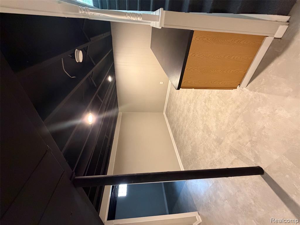 755 VENOY Avenue, Madison Heights, MI 48071 — Photo 11