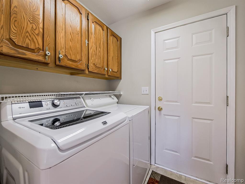 1394 MIDDLEWOOD Drive, Saline, MI 48176 — Photo 16