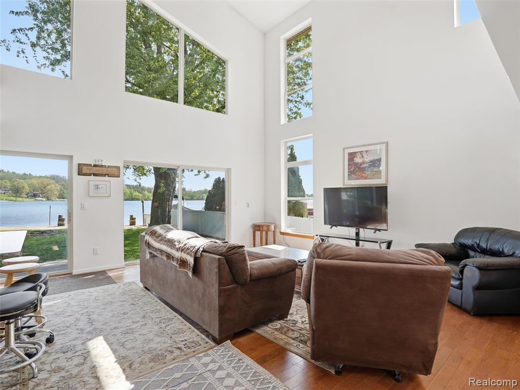 8868 Tackles Drive, White Lake, MI — Photo 4