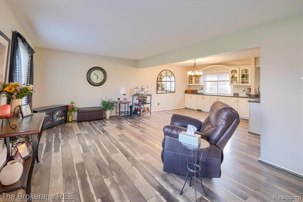 706 Salem Drive, Davison, MI 48423 — Photo 8