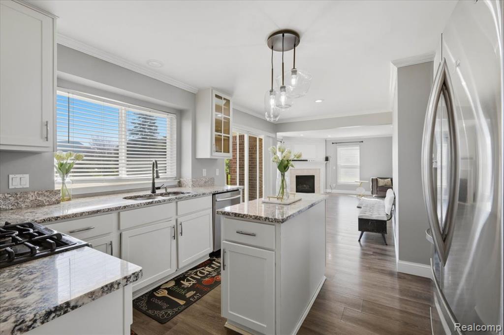 4748 Sherwood Circle, Canton, MI 48188 — Photo 12
