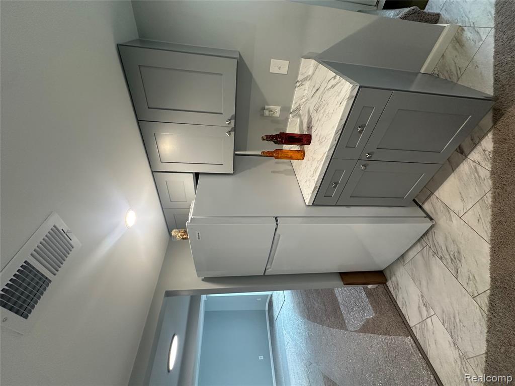 17788 Quarry St, Riverview, MI 48193 — Photo 11