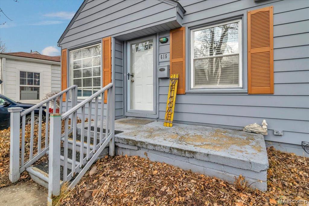 615 E WEBSTER Street, Ferndale, MI 48220 — Photo 4