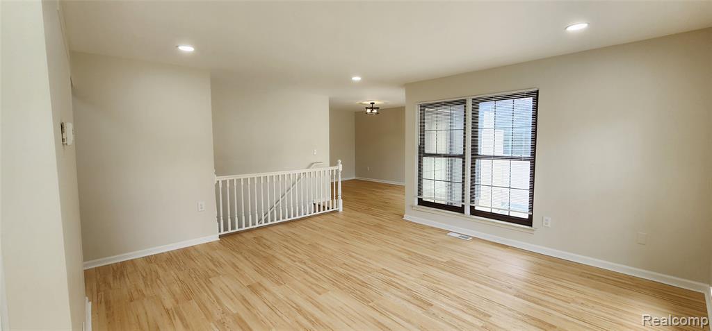 40344 Newport Drive, Plymouth, MI 48170 — Photo 3
