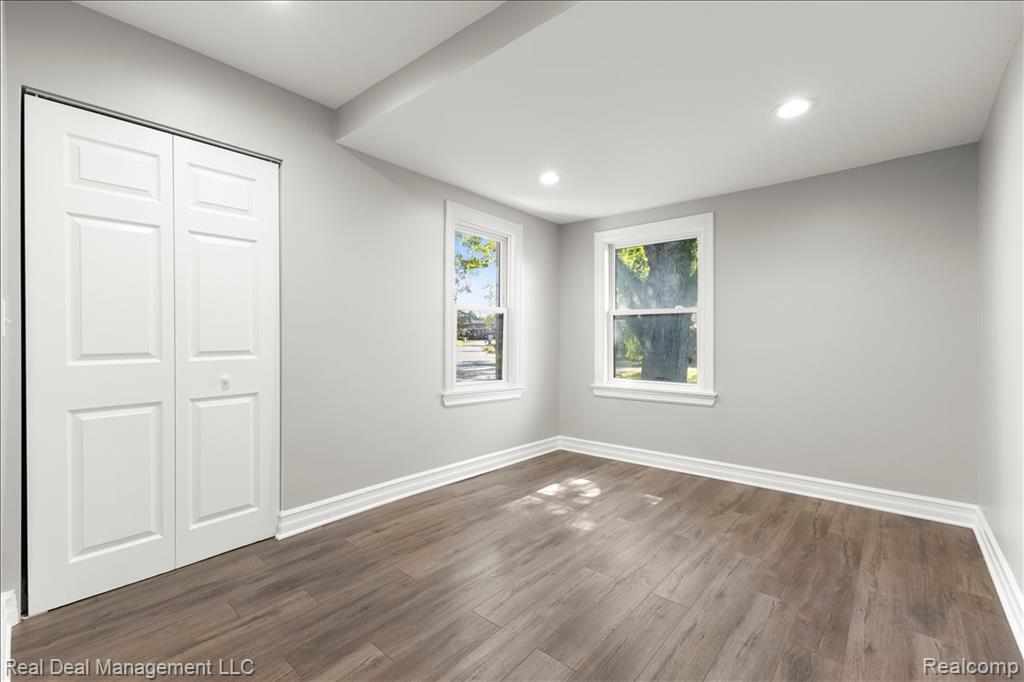 4414 Monroe Avenue, Waterford, MI 48329 — Photo 25