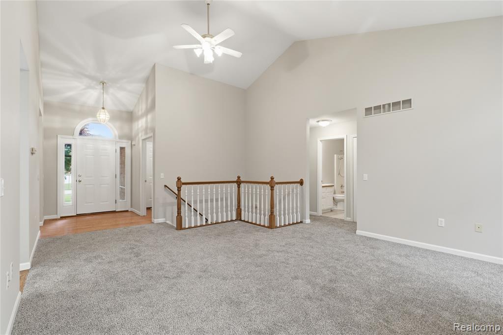 8091 Prestonwood Court, Flushing, MI 48433 — Photo 7