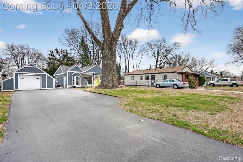 29100 Tawas Street, Madison Heights, MI 48071 — Photo 5