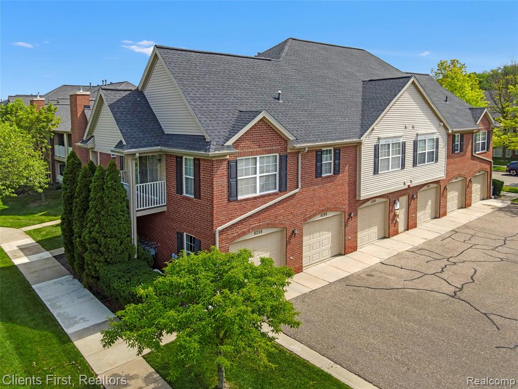 4208 Berkeley Avenue, Canton, MI 48188 — Photo 2