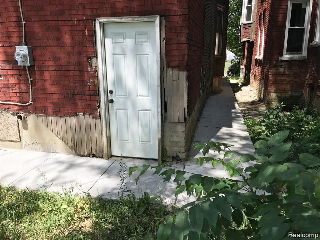 408 HORTON Street, Detroit, MI 48202 — Photo 14