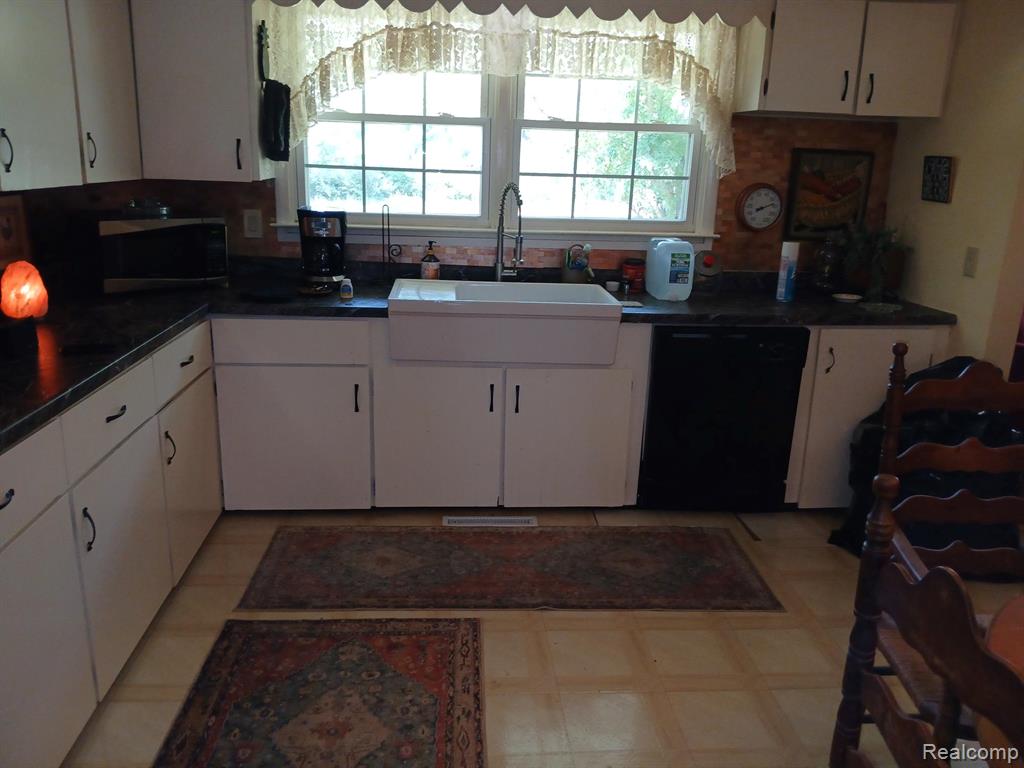 18073 Sharon Valley Road, Manchester, MI 48158 — Photo 20