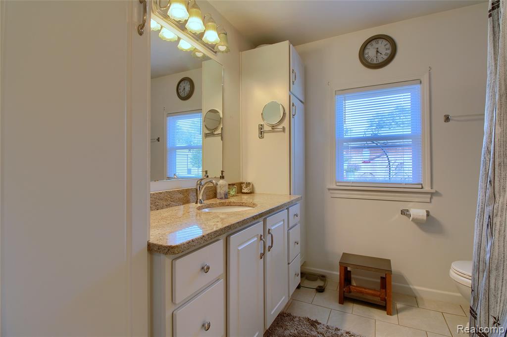 10784 Exeter Road, Carleton, MI 48117 — Photo 16