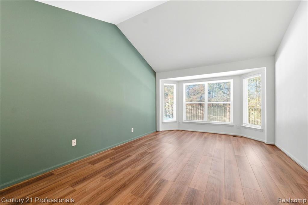 3895 Arbor Drive, Auburn Hills, MI 48326 — Photo 23