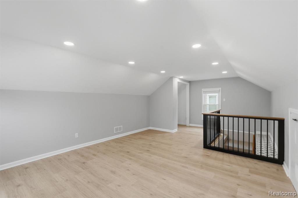 22440 California Street, Saint Clair Shores, MI 48080 — Photo 12