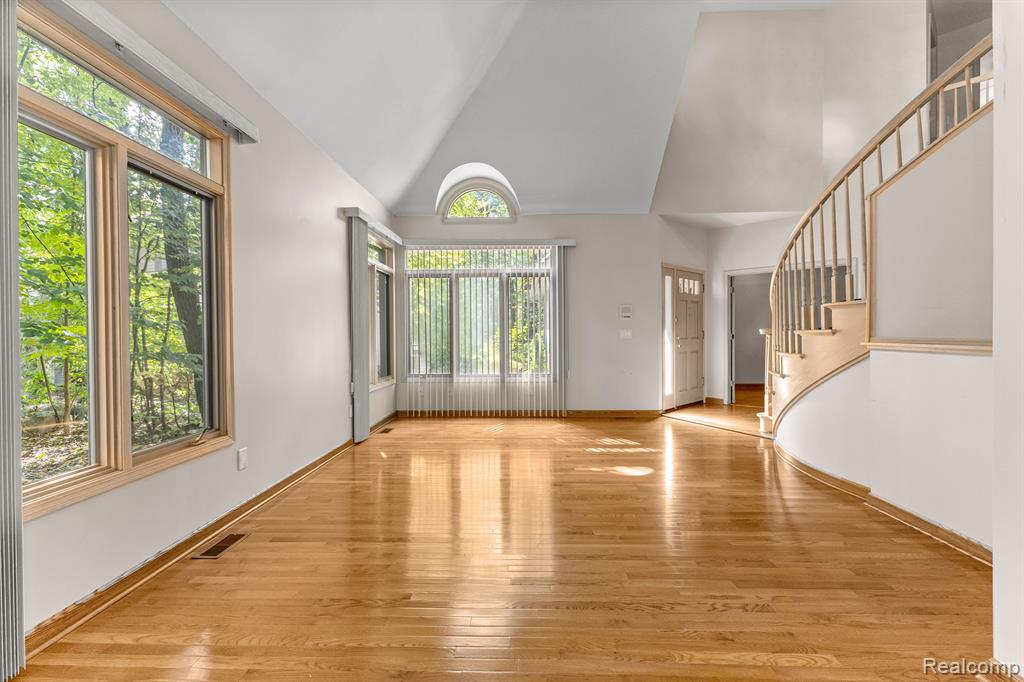 4 LEMINGTON, Dearborn, MI 48126 — Photo 16