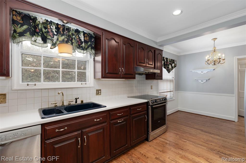 636 Middlesex Road, Grosse Pointe, MI 48230 — Photo 15