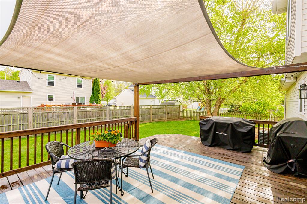 826 CRICKET Crossing, Pinckney, MI 48169 — Photo 29