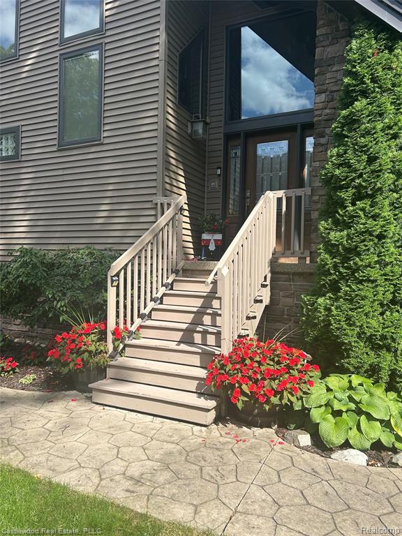 1625 Ridge Road, Highland, MI 48356 — Photo 5