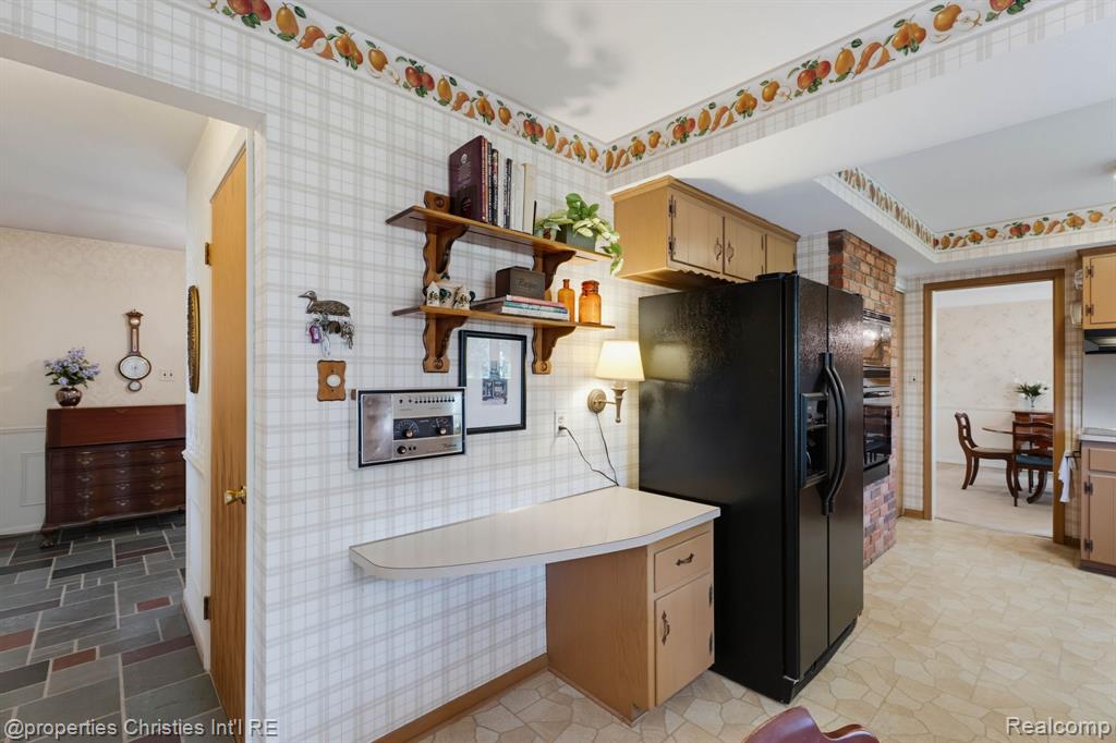 5600 Woodwind Drive, Bloomfield Hills, MI 48301 — Photo 12