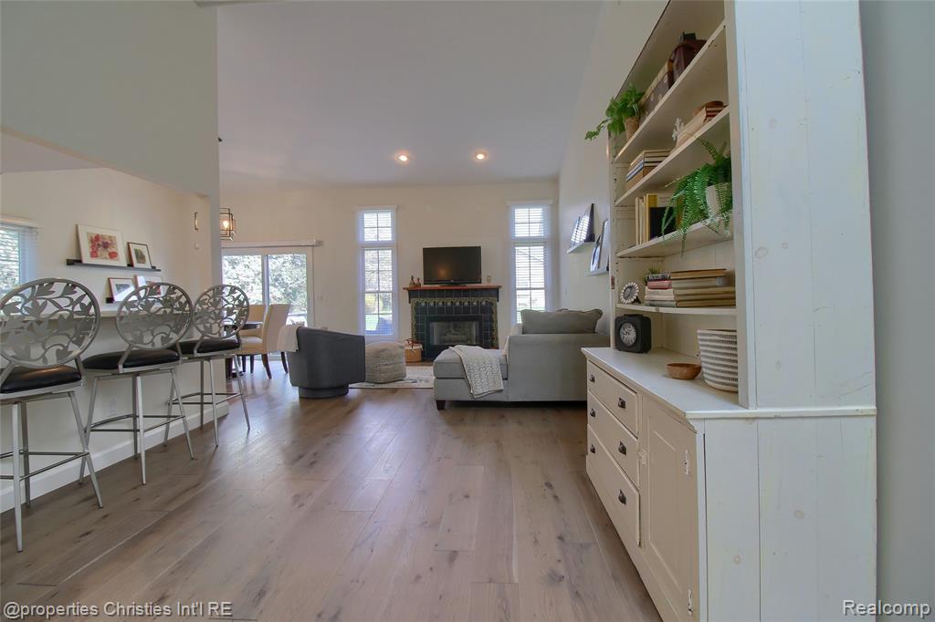 7258 Green Meadow Lane, Canton, MI 48187 — Photo 4