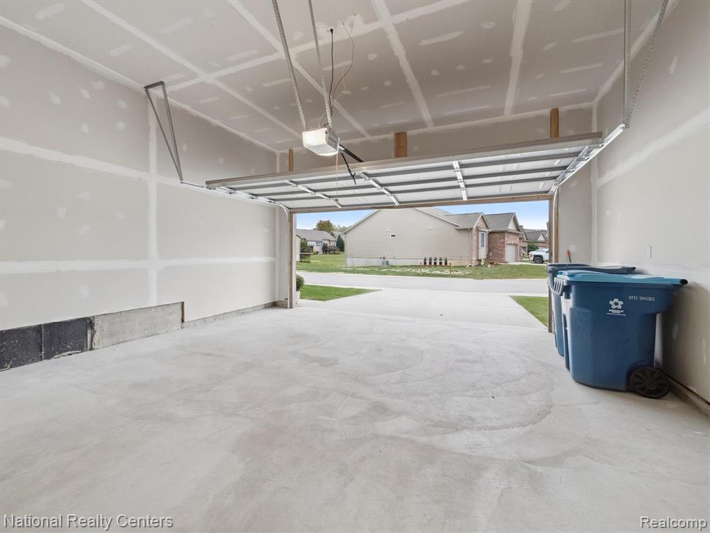 13163 Harbor Landings Drive, 112, Fenton, MI 48430 — Photo 40