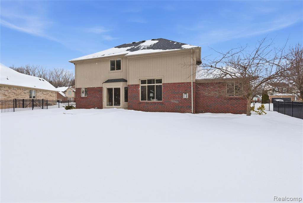 46448 Leanna Drive, Macomb, MI 48044 — Photo 40