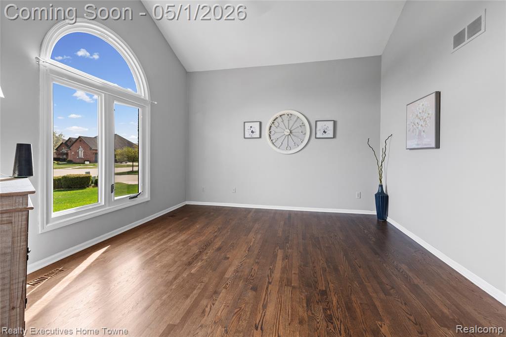 19985 Pine Cone Drive, Macomb, MI 48042 — Photo 12