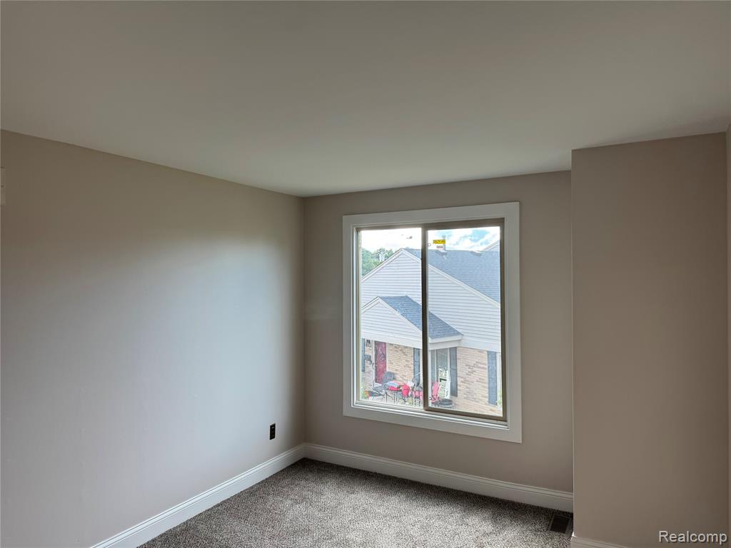 44613 Connecticut Court, Clinton Twp, MI 48038 — Photo 13