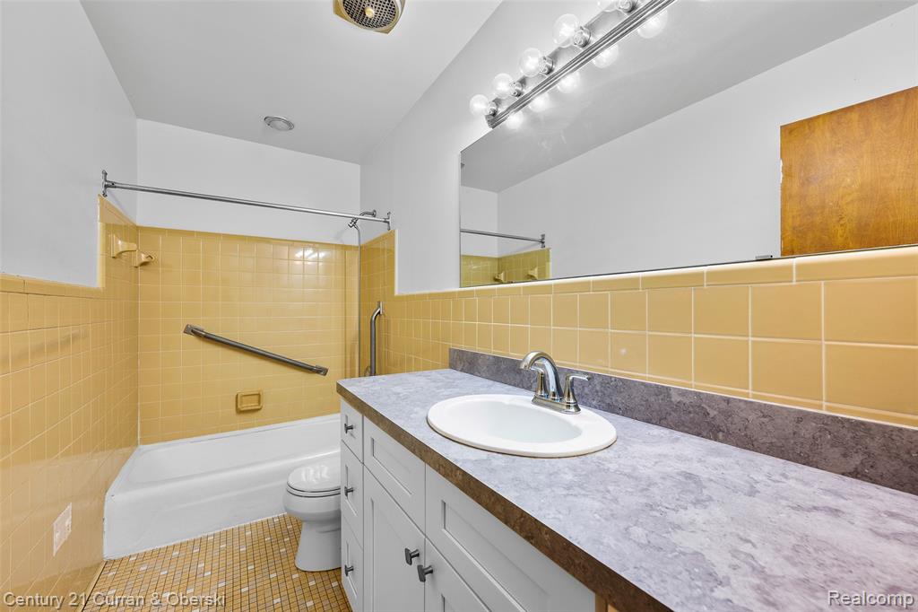 5620 Kaufman Street, Dearborn Heights, MI 48125 — Photo 21