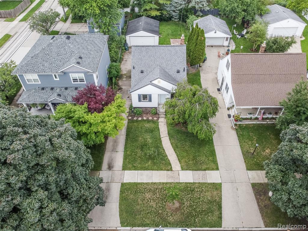 807 Vermont Avenue, Royal Oak, MI 48067 — Photo 45