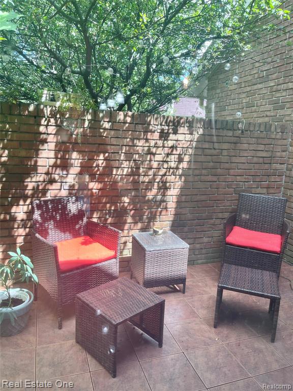5521 WALNUT Circle W, West Bloomfield, MI — Photo 17