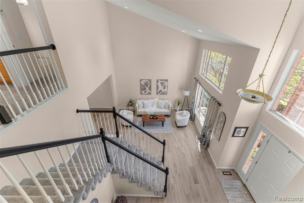 23395 Mission Lane, Farmington, MI 48335 — Photo 33