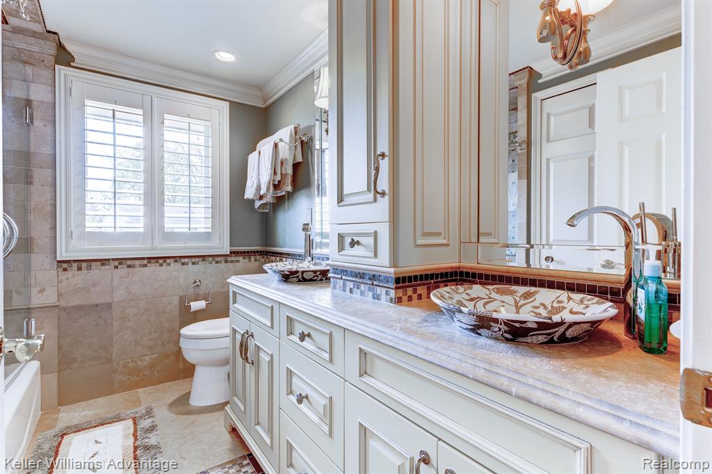 16131 Winchester Drive, Northville, MI 48168 — Photo 32
