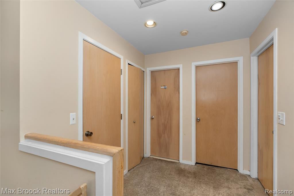 5199 Shenandoah Court, West Bloomfield, MI 48323 — Photo 44