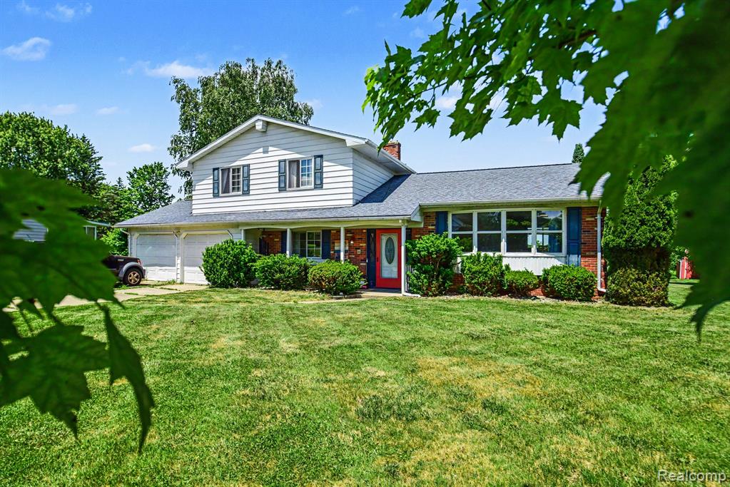 6156 Trenton Drive, Flint, MI 48532 — Photo 3