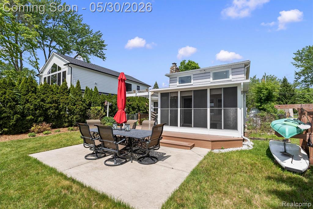 11061 Beryl Drive, White Lake, MI — Photo 40