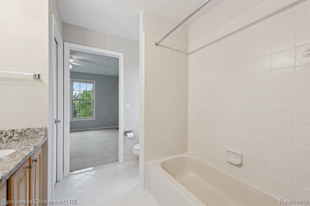 45055 WALNUT RIDGE, Northville, MI 48168 — Photo 42