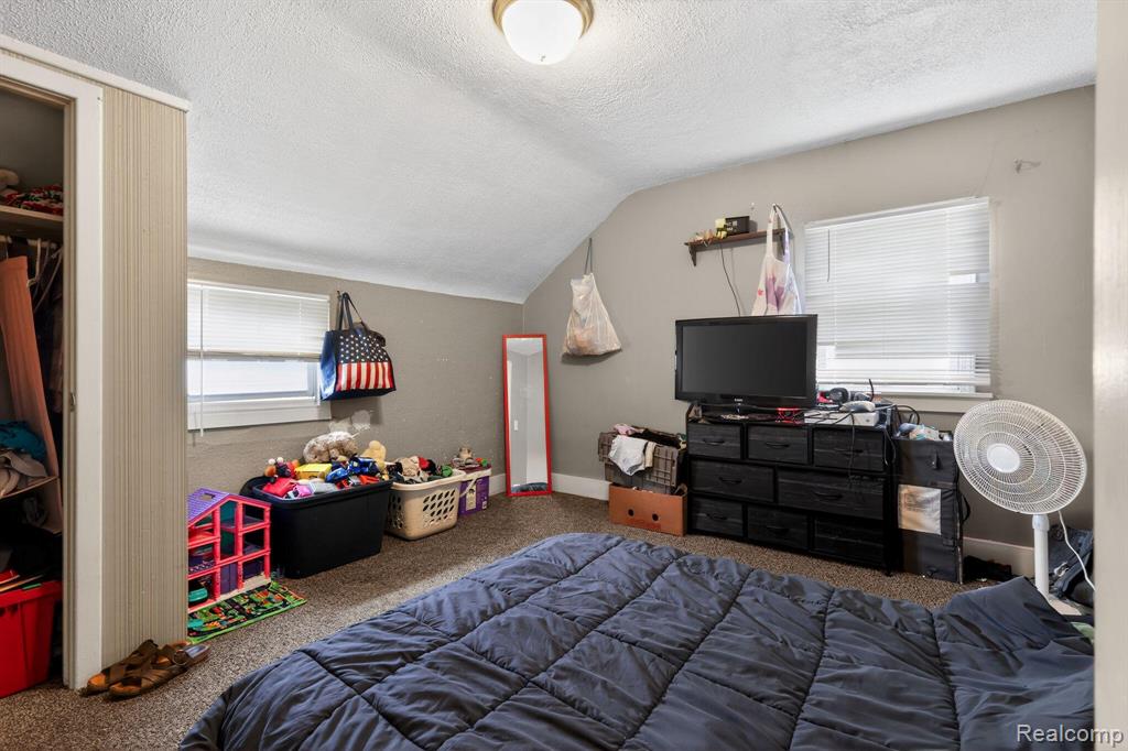 5918 Cardwell Street, Garden City, MI — Photo 13