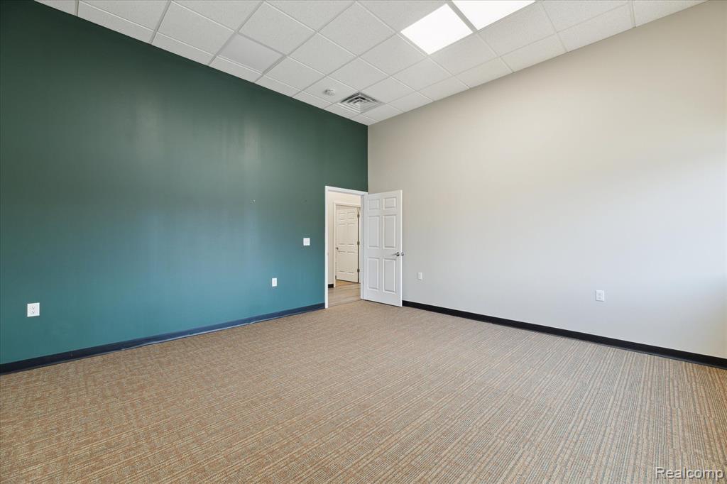 920 E GRAND RIVER Avenue, Howell, MI 48843 — Photo 21
