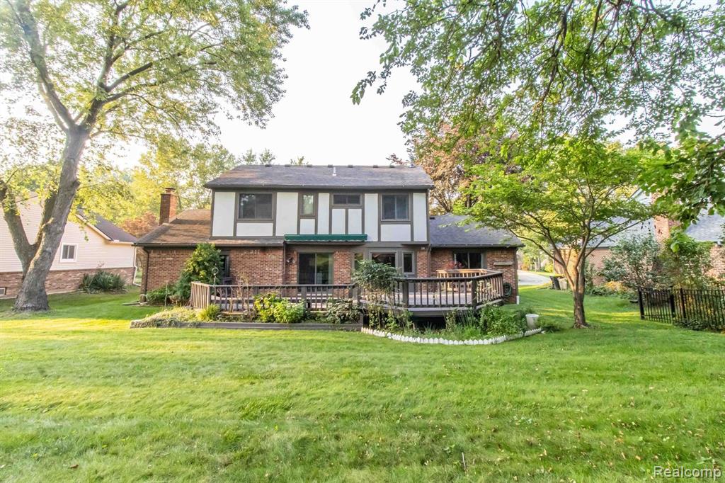 44891 Huntingcross Drive, Novi, MI — Photo 26
